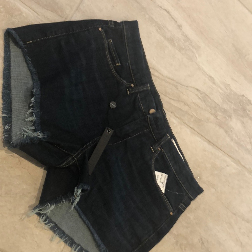 Blank Denim shorts - Picture 3 of 5